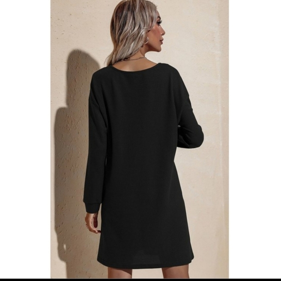 Bohemian Oversized Dress with long sleeves. - Picture 2 of 5